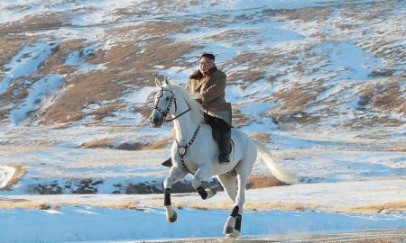 Jie atvyksta. Vėl puls Europą ir Europa vėl neturės kuo atsakyti