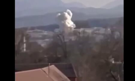 Koks smūgis! Tiesiai Kadyrovui į dantis (Video)