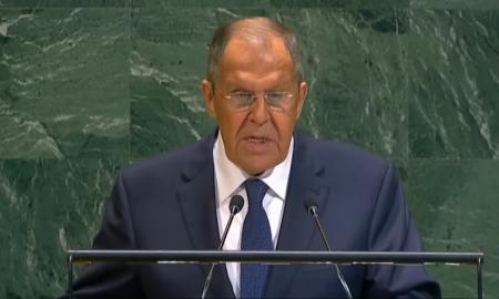 Zacharova tyli – kas vyksta su Lavrovu?