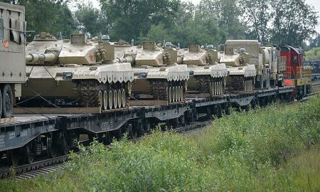 Ginklų gamyklos Baltarusijoje dirba dieną naktį. Rusai jau džiūgaudami trina rankas