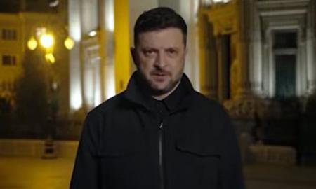 Zelenskis to nesitikėjo! „Esu sugėdintas, einu į karą“