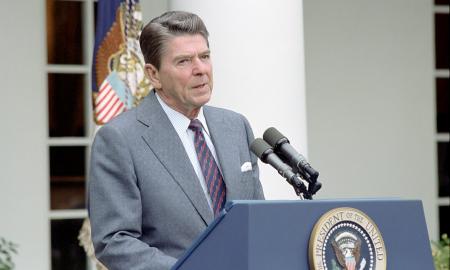 Štai kaip Rusija „flirtuoja“ su JAV. „Čerčilis ir Reiganas vartosi karstuose“