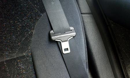 Vienintelė Europos šalis. Čia vis dar galima neprisisegti saugos diržo. Netrukus tai pasikeis