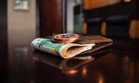 Nuo 2026 m. – finansinės kapinės: visi neatnaujinti banknotai bus visiškai beverčiai