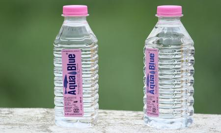 Trumpaamžis plastikas: mokslininkai sukūrė medžiagas, kurios suyra per kelias dienas