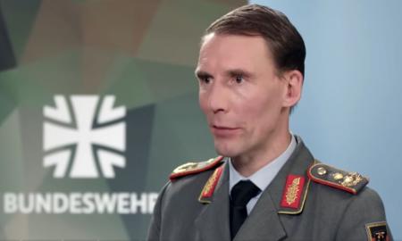 Vokiečių generolas perspėja: priešas beldžiasi į duris, o mes prarandame tikrą draugą 