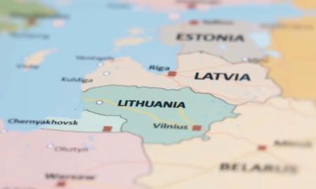 Kaskart prieš agresiją Rusija kalba tą patį. Lavrovas paleidžia signalą Baltijai 