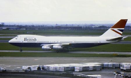 „Kalba jūsų kapitonas. Turime nedidelę problemą. Visi keturi varikliai sustojo...“ (Video)