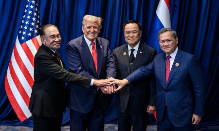 Viena Trumpo taika jau subyrėjo. Kas ten nutiko (Video)