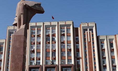 Aliarmas Ukrainos vakaruose. Rusija ginkluoja slaptą „bazę“