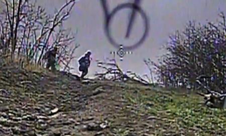 Ir vėl tokie. Eina kaip zombiai. Ką pastebėjo „Azov“ (Video)