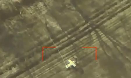 Koks taikinys! Geriau nužudyti lankininką, o ne bandyti numušti strėlę (Video)