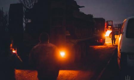 „Mirties linija“ prieš rusų kolonas – bandė net 42 k. (Video)