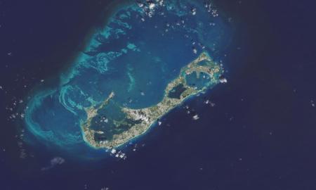 Seisminės bangos atskleidė milžinišką anomaliją po Bermudais. Jos storis viršija viską, ką iki šiol žinome