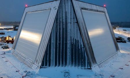 Nepaprastas monstras pasaulio pakraštyje. Naujasis JAV ginklas jau veikia