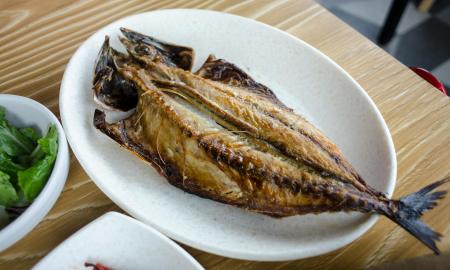 Jie gali „migruoti“ į stuburą ir širdį. Pavojus prie stalo