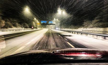 Nemokamų kelių pabaiga! Teks mokėti net jei automobilis sveria mažiau kaip 3,5 tonos