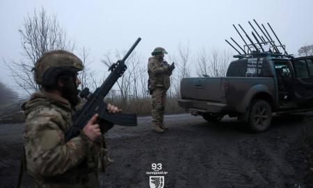 „Trijų brigadų gynybai nepakanka“. Ukrainos ekspertas atskleidžia kitą didelį Rusijos taikinį 2026 m.