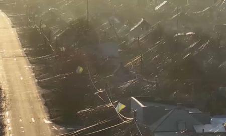 Virš miesto pakibo baisus „internetas“: naujas ginklas sėja baimę (Video)