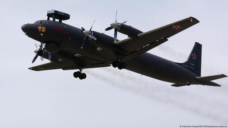 Priešpovandeninis lėktuvas Il-38N virš Žukovskio aerodromo 2014 m. liepos mėn.