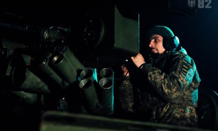 Prezidentas skelbia triumfą. „Jie traukiasi iš visur“