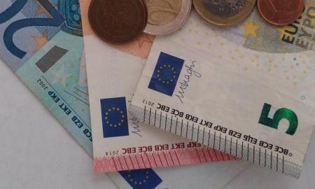 Oficialu: „išjungia“ grynuosius pinigus. Pasiruoškite naujai realybei