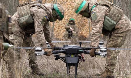 Scenarijus iš siaubo filmo tapo realybe: Ukrainos laukuose pasirodė „Bumblebee“ monstrai (Video)