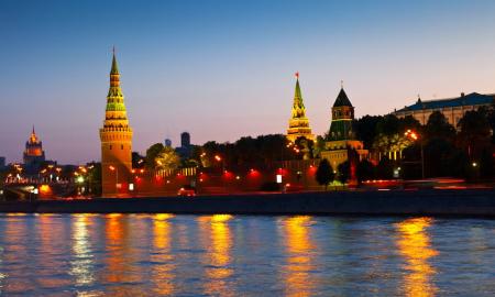 Kremlius kerta iš peties. Ateina „civilinė mirtis“