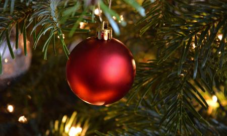 Prieš dėdami žaisliukus į dėžutę. Atlikite 2 dalykus. „Išliks gražūs ilgus metus“