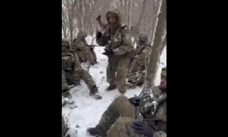 Jis išsitraukė telefoną ir juos nufilmavo. „Vienkartiniai“ (Video)