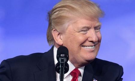 [ŽT] Svajonės pildosi? Trumpas priėmė Nobelio premiją (Foto)