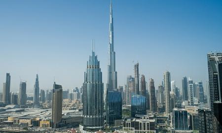 Vieno kilometro aukščio košmaras ar stebuklas? Pasaulis sulaikęs kvapą stebi, kaip kyla pirmasis istorijoje 1000 metrų bokštas (Video)