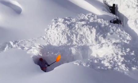 Rusijos miestas skęsta sniege ir šiukšlėse. Padėtis „kritinė“ (VIDEO)