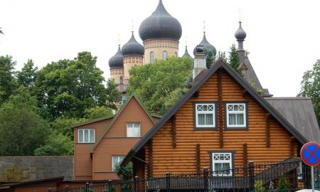 Vienuolės su Z simbolika? Nuo Stokholmo iki Briuselio. Jie skelbia bombą