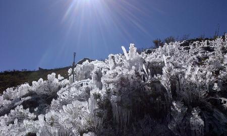 Lenkijoje sprogsta vamzdžiai. Ar tai stingdančio speigo smūgis?