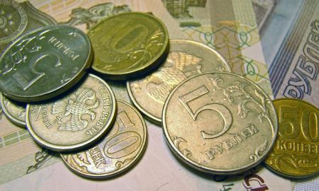 Rusijoje siaučia kainų „cunamis“. Sulaikęs kvėpavimą pasaulis stebi: ar tai viskas? (Video)