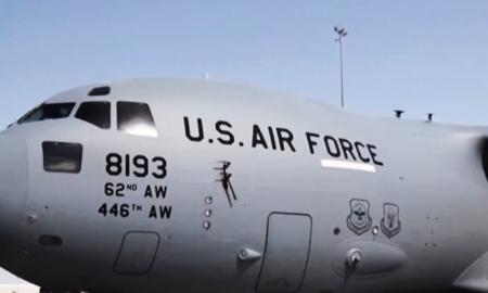 JAV galia Artimuosiuose Rytuose – tik iliuzija? Griežtas įspėjimas Amerikai dėl svarbiausios karinės bazės regione (Video)