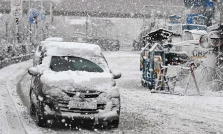 Pasirūpinkite maistu ir kuru: ateina žiemos audra, kuri gali išjungti elektrą milijonams