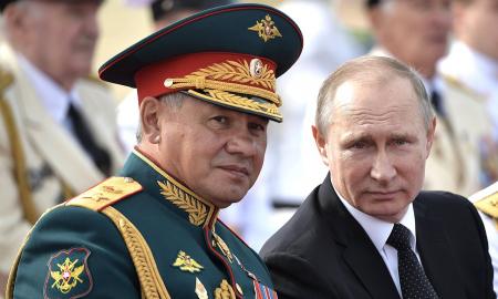 Pabaiga generolų puotoms: diktatoriai armiją patikėjo „buhalteriams“ 