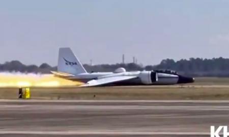 Dramatiškas NASA nusileidimas. „Jis leidosi ant pilvo. Skriejo kibirkštys ir dūmų debesys“ (FOTO, VIDEO)