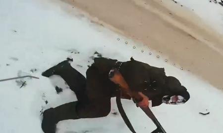 Kuo jis čia ginkluotas? Įdomus ruso pasirinkimas (Video)