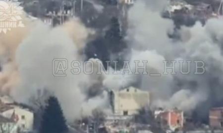 Visiškos šauktinių žudynės! Į gabalus sudraskytos kareivinės (Video)