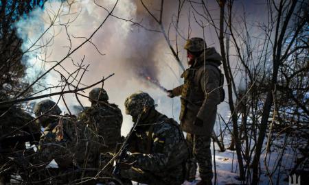 Rusai staugia iš įniršio. Jis vienu žingsniu nupjovė jų „technologinį protezą“