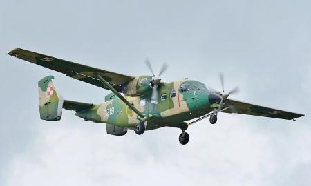 Lėktuvas iš Lenkijos. Atakuoja dronus Ukrainoje. Neaišku, iš kur jis atvyko (VIDEO)