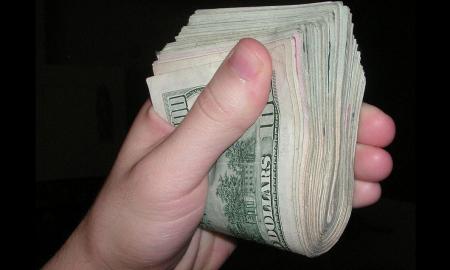 Suma, gniaužianti kvapą: už šį domeno vardą paklota rekordinė 70 mln. dolerių suma – kas tas paslaptingas pirkėjas?