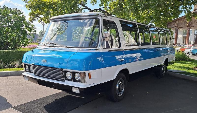 ZiL 118K Junost (asoc. nuotr.)