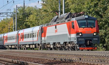 ŠOKAS: kodėl Maskva moka už tuščius vagonus, kad tik nereiktų stoti Lietuvoje?