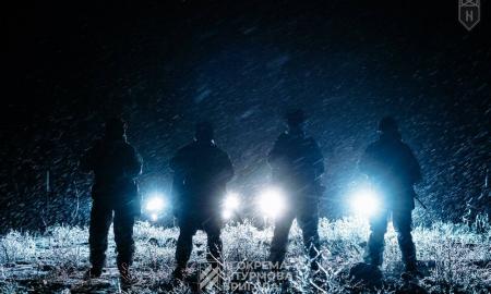 Jie ir vėl šliaužė per savo „mėgstamą“ vamzdį. Išlindus laukė siurprizas (Video)