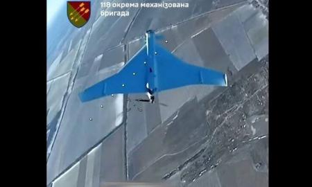 Istorinis lūžis kare: Ukrainos pajėgos pirmą kartą sunaikino Rusijos droną-žudiką su dirbtiniu intelektu! (Video)
