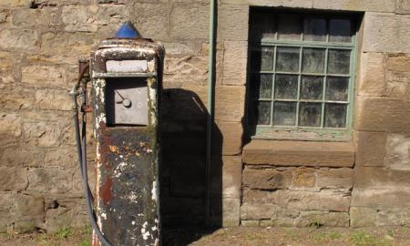 Pasaldintas sandoris. Degalų kainos gali pasukti žemyn